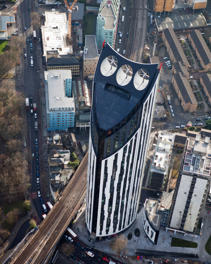 Strata SE1